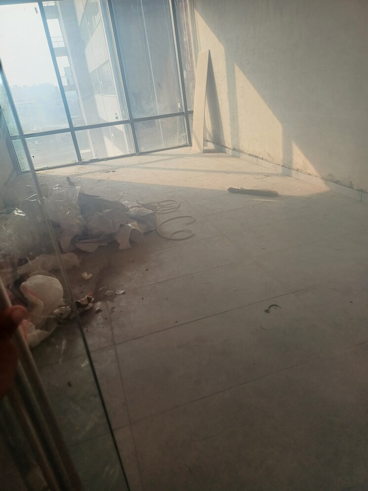 Team Area, sector 27c Commercial Office Space in IT/SEZ 1200 Sq.Ft. In Sector 27c Faridabad 9409926