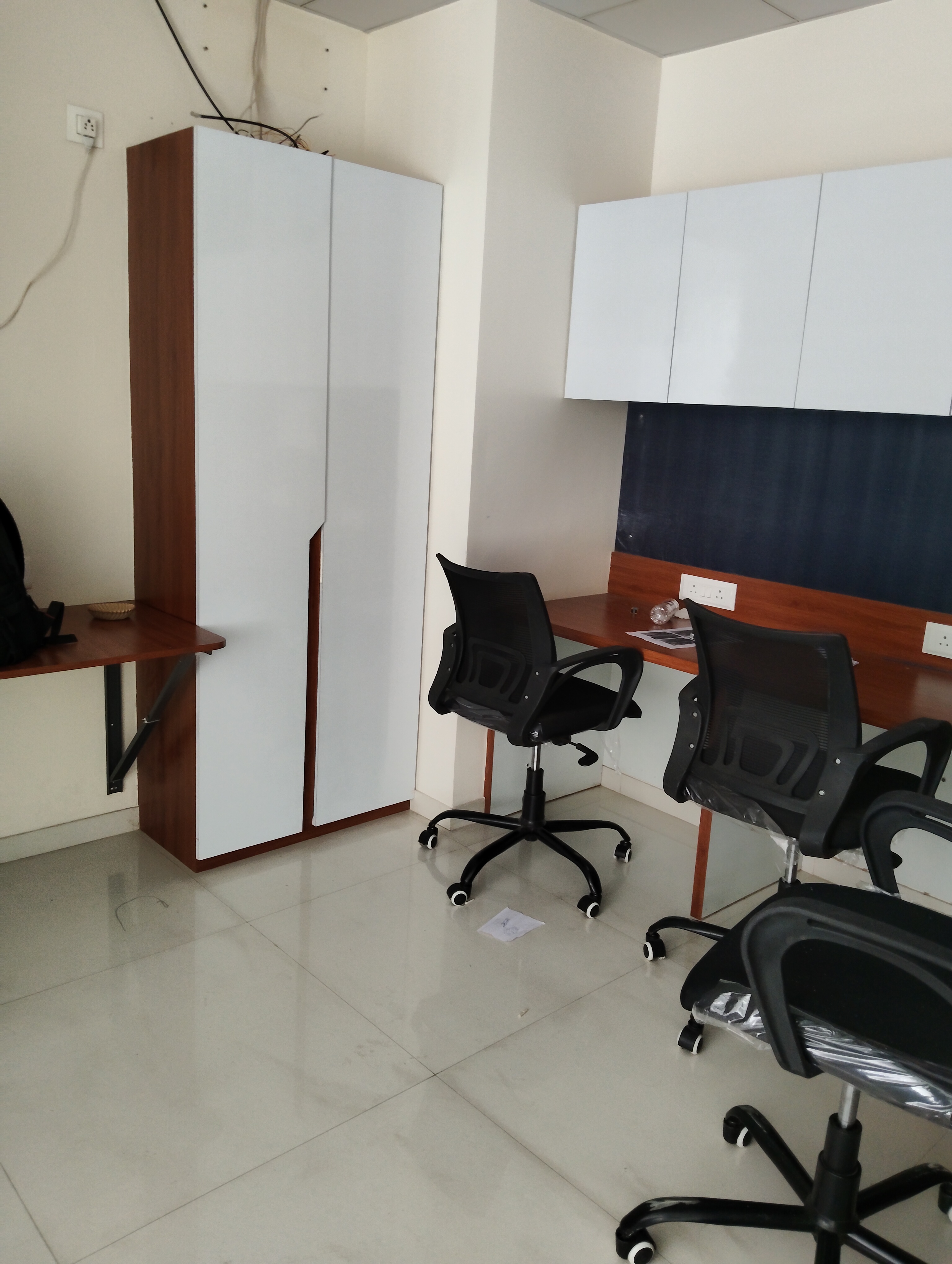 Office Space For Rent in ANP Landmark