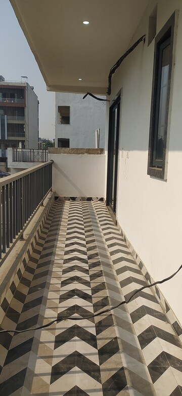 Balcony in 4 BHK Builder Floor at Parklands, Sector 85 – for Rent