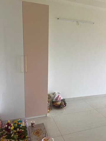 Furnished Amenities in 3 BHK Apartment at Prestige Beverly Hills, Kokapet – for Rent