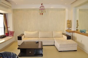 Living Room in 2 BHK Apartment at Qutub Towers, Qutub Vihar – for Rent