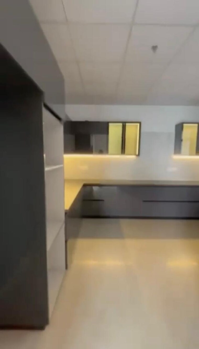 Kitchen, malwa-escon-primera 3 Bedroom 2050 Sq.Ft. Apartment In International Airport Road Zirakpur 9409530