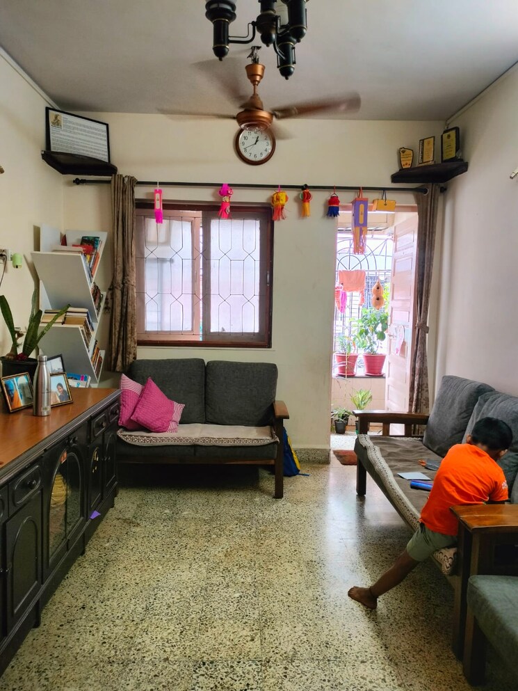 Living Room, vrindavan-chs-thane-west 1 Bedroom 545 Sq.Ft. Apartment In Vrindavan Society Thane 9410032