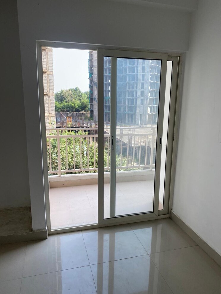 Room, sampada-livia 2 Bedroom 1045 Sq.Ft. Apartment In Chi V Greater Noida Greater Noida 9410105