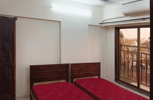 Bedroom in  Pg at Santacruz West – for Rent