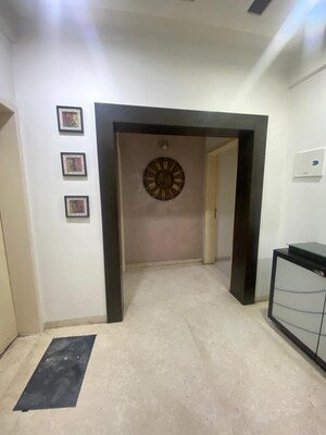 Room in 3.5 BHK Apartment at Kolte Patil 24K Glitterati, Pimple Nilakh – for Rent