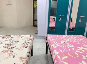 Bedroom in  Pg at Seawoods – for Rent