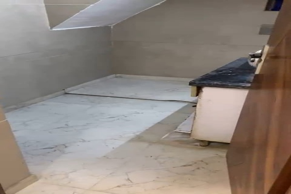 2 BHK Builder Floor For Rent in Patel Nagar