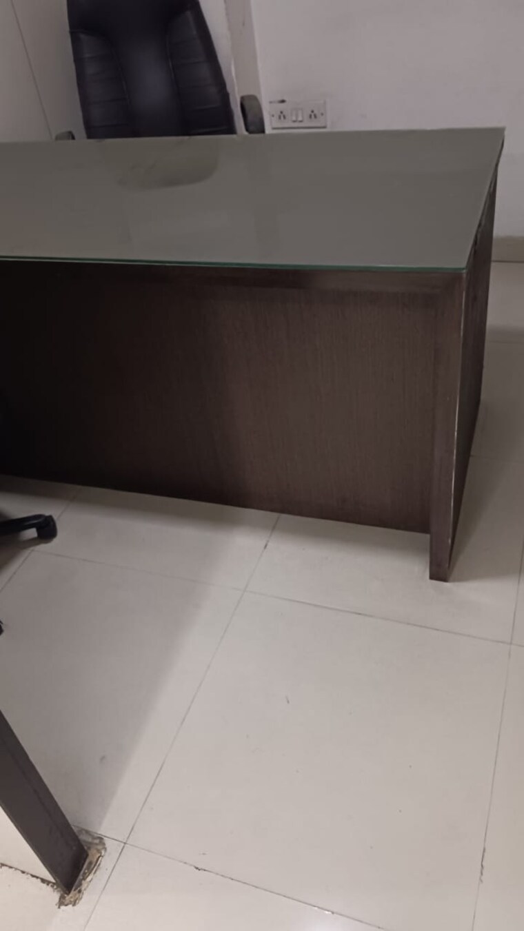 undefined, park street Commercial Office Space 1200 Sq.Ft. In Park Street Kolkata 9410486