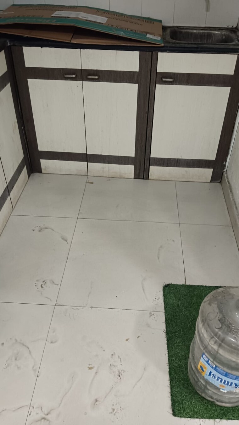 undefined, park street Commercial Office Space 1200 Sq.Ft. In Park Street Kolkata 9410486