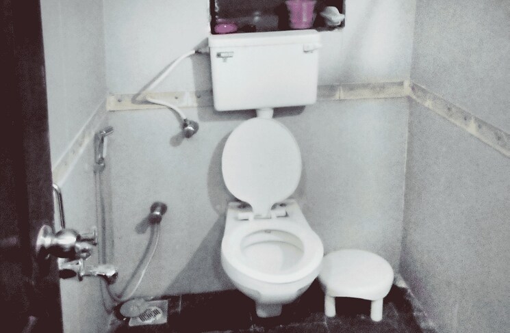 Bathroom, bhandup east Pg For Boys In Bhandup East 9410488