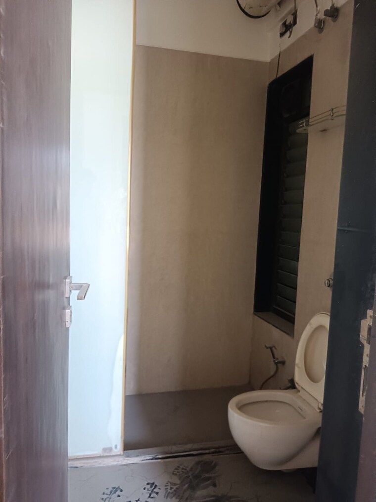 Bathroom, satellite-tower 2 Bedroom 886 Sq.Ft. Apartment In Goregaon East Mumbai 9410503