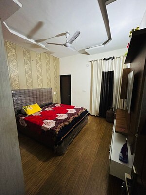 Bedroom in 3 BHK Apartment at Dhakoli – for Rent