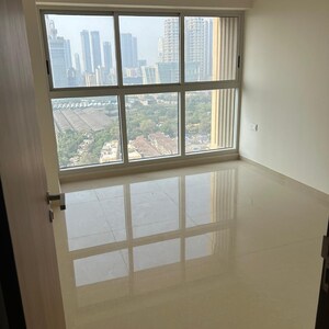 Room in 2 BHK Apartment at Lodha Primo, Lower Parel – for Rent