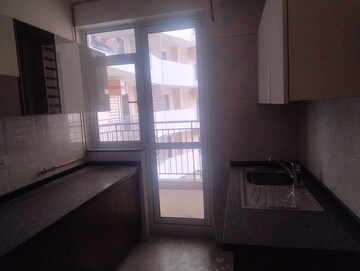 Room in 3 BHK Apartment at Bestech Park View Altura, Sector 79 – for Rent