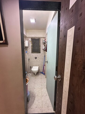 Building Lobby in 3 BHK Apartment at Chandak 34 Park Estate, Goregaon West – for Rent