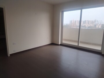 Room in 3 BHK Apartment at Bestech Park View Altura, Sector 79 – for Rent