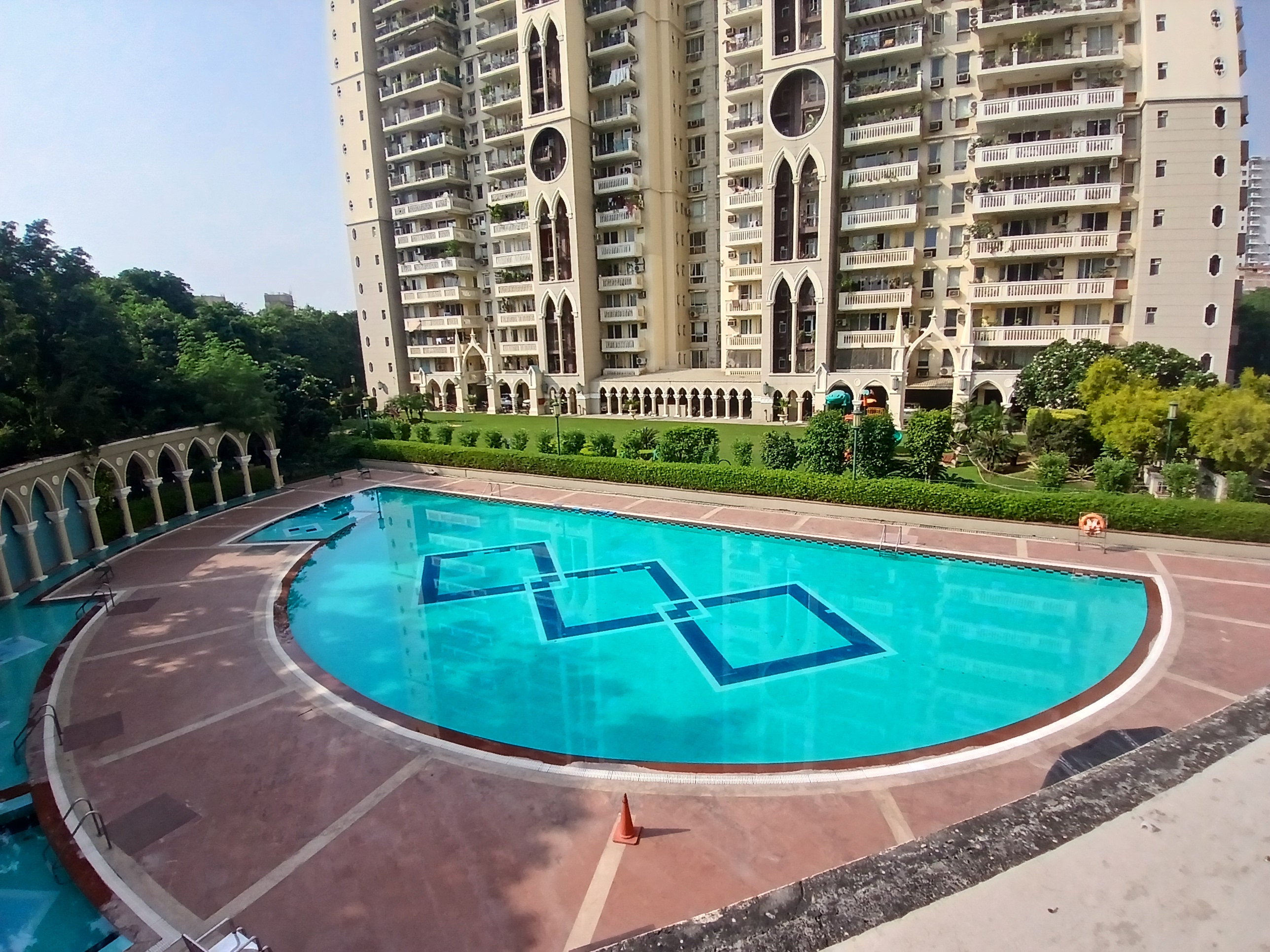 4 BHK + Servant Room 2812 Sq.Ft. Apartment in DLF Westend Heights