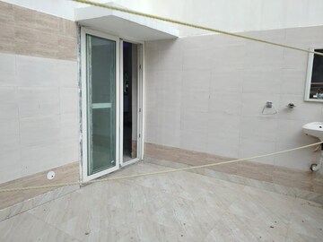 Room in 3 BHK Independent House at Saket – for Rent