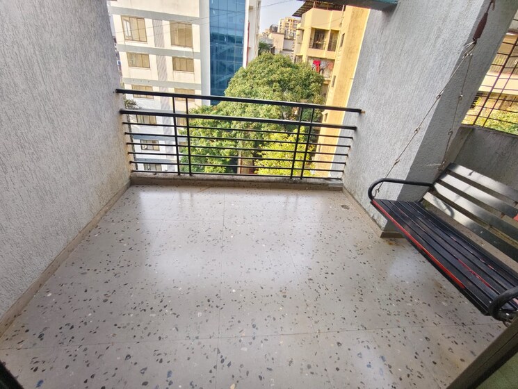 Balcony, wagle industrial estate Commercial Office Space 540 Sq.Ft. In Wagle Industrial Estate Thane 9410687