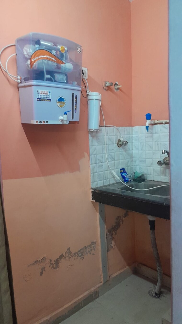 Kitchen, neb sarai 1 Bedroom 450 Sq.Ft. Builder Floor In Neb Sarai Delhi 9411005