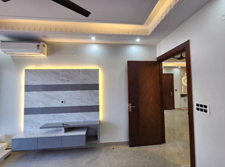 undefined, sector 4 3 Bedroom 2250 Sq.Ft. Builder Floor In Sector 4 Gurgaon 9410844