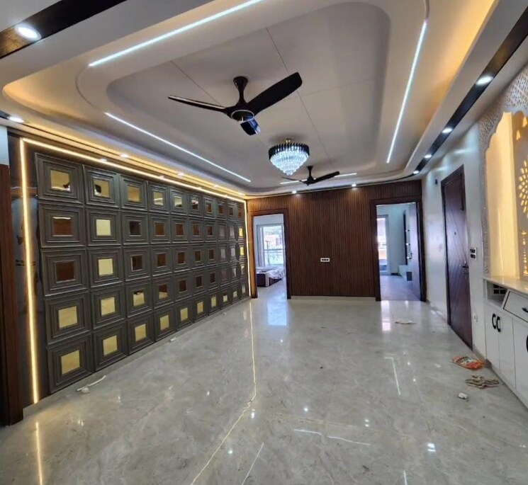  Parking, sector 4 3 Bedroom 2250 Sq.Ft. Builder Floor In Sector 4 Gurgaon 9410844
