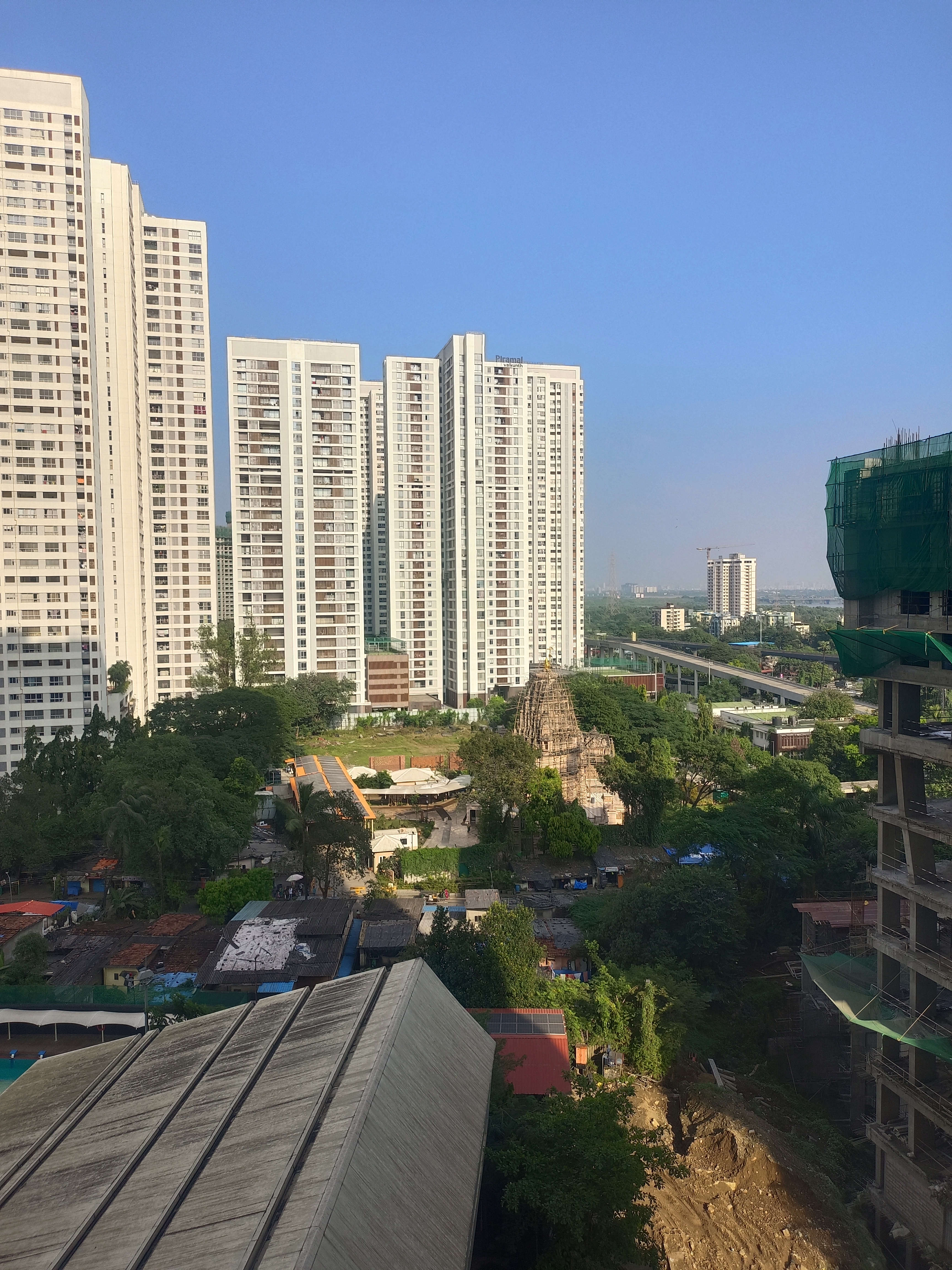 1 BHK + Pooja Room Apartment For Sale in Runwal Eirene