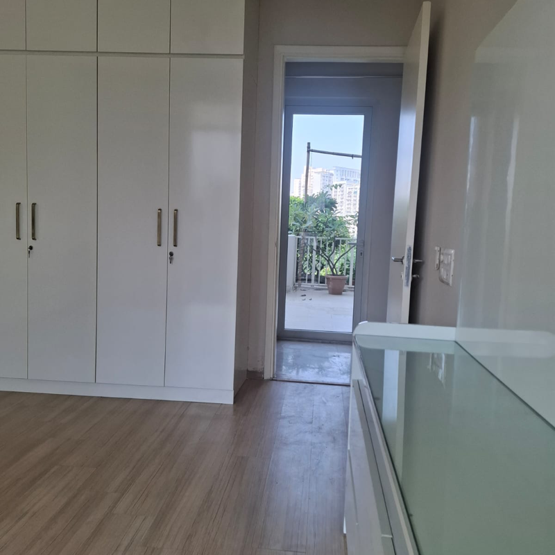 3 BHK + Extra Room Apartment For Sale in Smart World Orchard