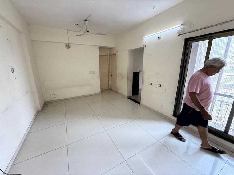 Room, makarba 2 Bedroom 1200 Sq.Ft. Apartment In Makarba Ahmedabad 9411242