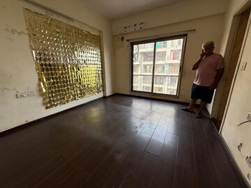 Room in 2 BHK Apartment at Makarba – for Rent