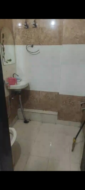 Bathroom in 2 BHK Builder Floor at Pitampura – for Rent