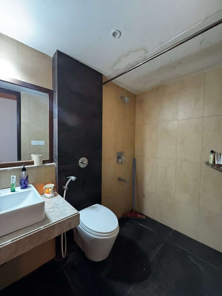 Bathroom, lodha-vivant 2 Bedroom 1125 Sq.Ft. Apartment In Ghodbunder Road Thane 9411199