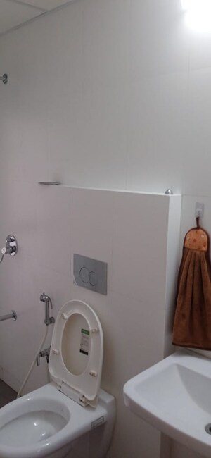 Furnished Amenities in 3 BHK Apartment at Godrej Emerald, Ghodbunder Road – for Rent