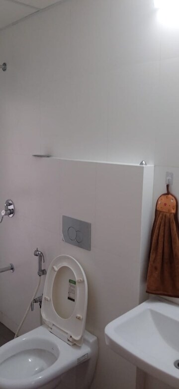 Furnished Amenities in 3 BHK Apartment at Godrej Emerald, Ghodbunder Road – for Rent