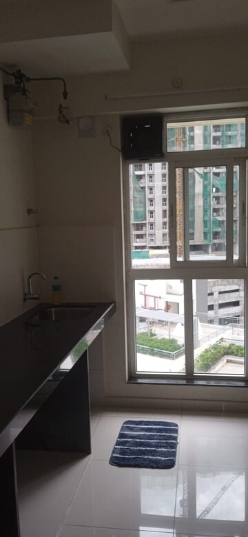 3 BHK Apartment For Rent in Godrej Emerald, Ghodbunder Road