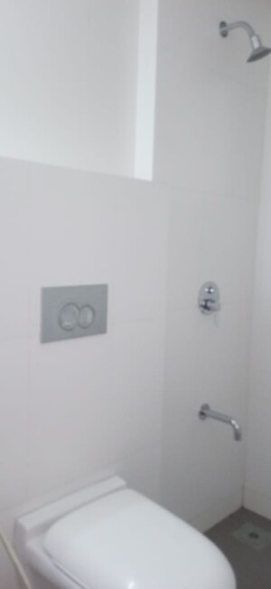 Furnished Amenities in 3 BHK Apartment at Godrej Emerald, Ghodbunder Road – for Rent