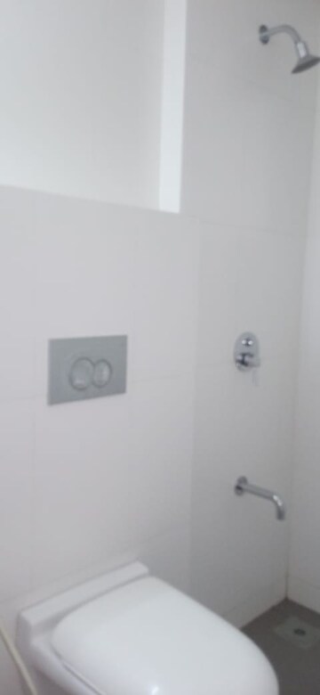 Furnished Amenities in 3 BHK Apartment at Godrej Emerald, Ghodbunder Road – for Rent