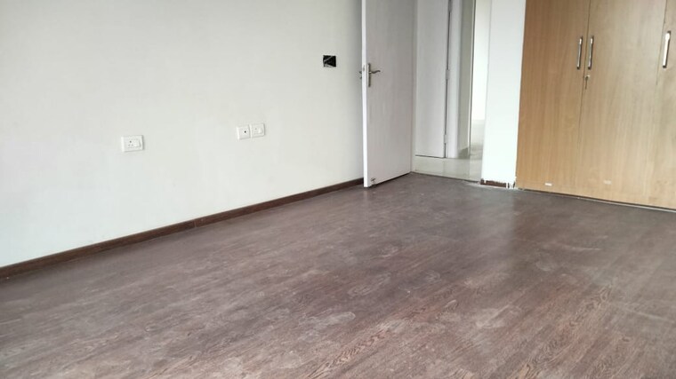 Room, shapoorji-pallonji-joyville-gurgaon 2 Bedroom 915 Sq.Ft. Apartment In Sector 102 Gurgaon 9411437