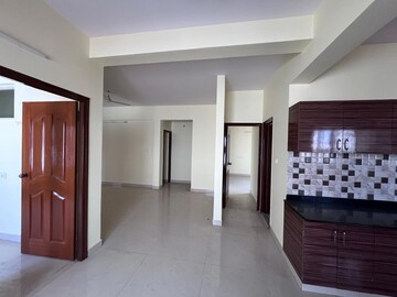 Room in 3 BHK Builder Floor at Kanakapura – for Rent