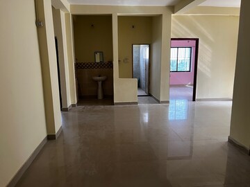 Room in 4 BHK Apartment at Damana – for Sale