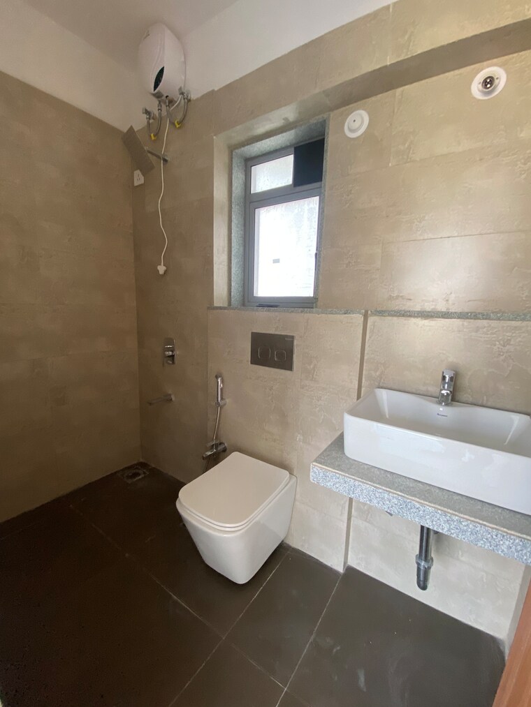 Bathroom, dynamix-avanya 1 Bedroom 398 Sq.Ft. Apartment In Dahisar East Mumbai 9411548