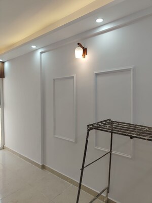 Room in 2 BHK Apartment at Signature Global Prime, Sector 63a – for Rent