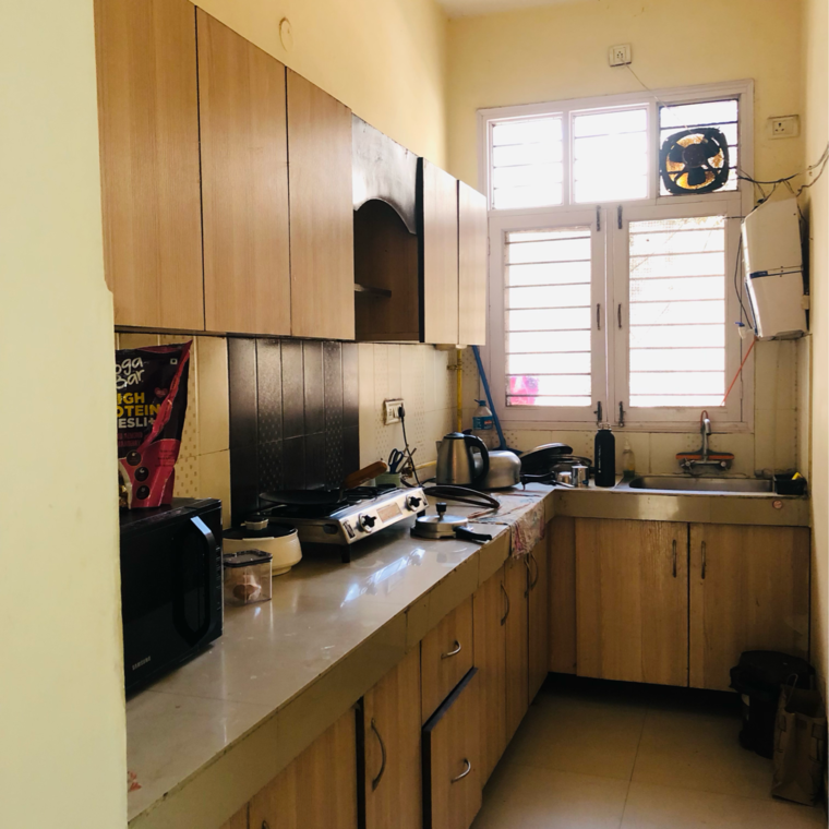 Kitchen, sector 22b 2.5 Bedroom 1200 Sq.Ft. Villa In Sector 22b Gurgaon 9411645
