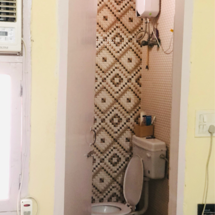 Bathroom, sector 22b 2.5 Bedroom 1200 Sq.Ft. Villa In Sector 22b Gurgaon 9411645