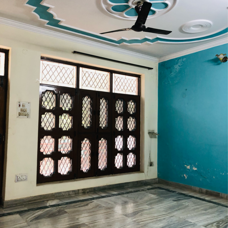  Parking, sector 21 1.5 Bedroom 900 Sq.Ft. Villa In Sector 21 Gurgaon 9411661