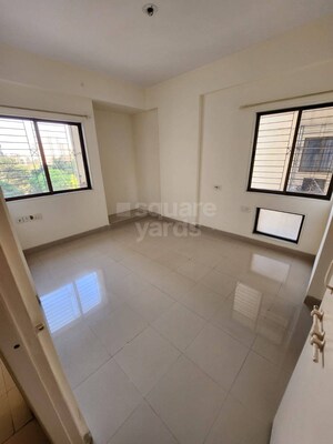 Room in 3 BHK Apartment at Vijay Enclave, Waghbil – for Rent