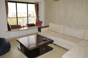Living Room in 2 BHK Apartment at Qutub Towers, Qutub Vihar – for Rent