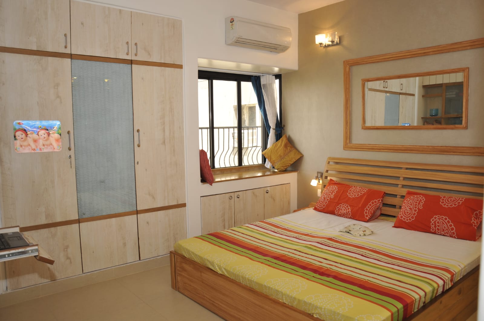 2 BHK Apartment For Rent in Qutub Towers