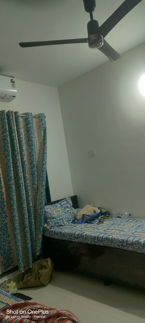 Bedroom in 2 BHK Apartment at Worli – for Rent